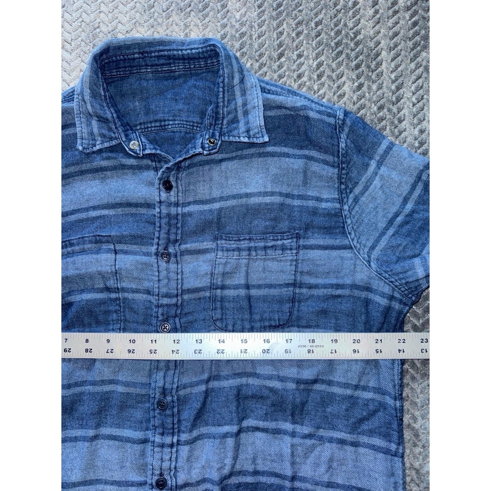 Faherty Mens Blue Knit Season Indigo Button Up Shirt Reversible Size Medium - Picture 9 of 11